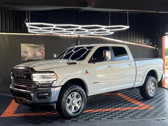 RAM 2500 6.7 I6 TURBO DIESEL LARAMIE CD 4X4 AUTOMÁTICO RAM 2500 6.7 I6 TURBO DIESEL LARAMIE CD 4X4 AUTOMÁTICO